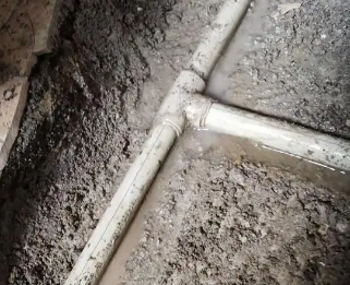 仲巴漏水维修电话
